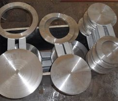 Monel Spectacle Blind Flanges